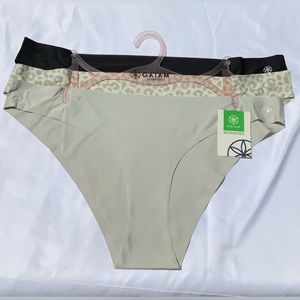 New GAIAM 3 Pack XL Women’s Stretch Bikini SeamlessUnderwear